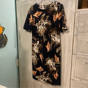 Women’s Liz Claiborne Size 14 Shift dress. Black with flowers